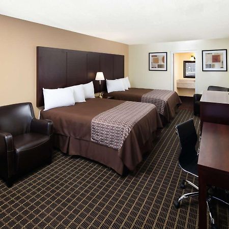 Red Lion Inn & Suites Redding Exterior foto